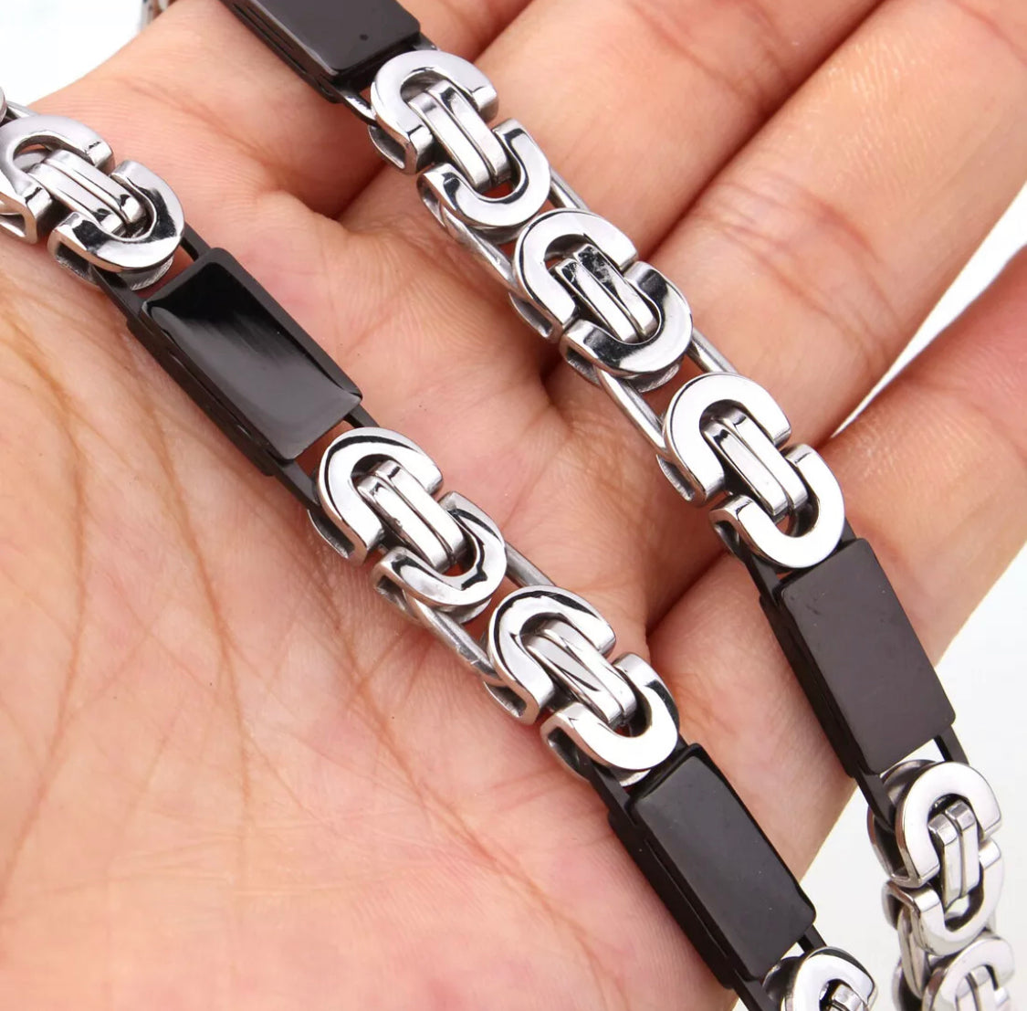8mm Silver/Black Flat Biz Chain