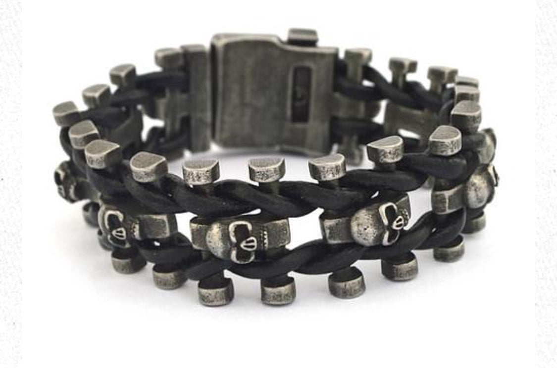 Gunmetal 25MM Wide Skull With Belt Buckle Armband