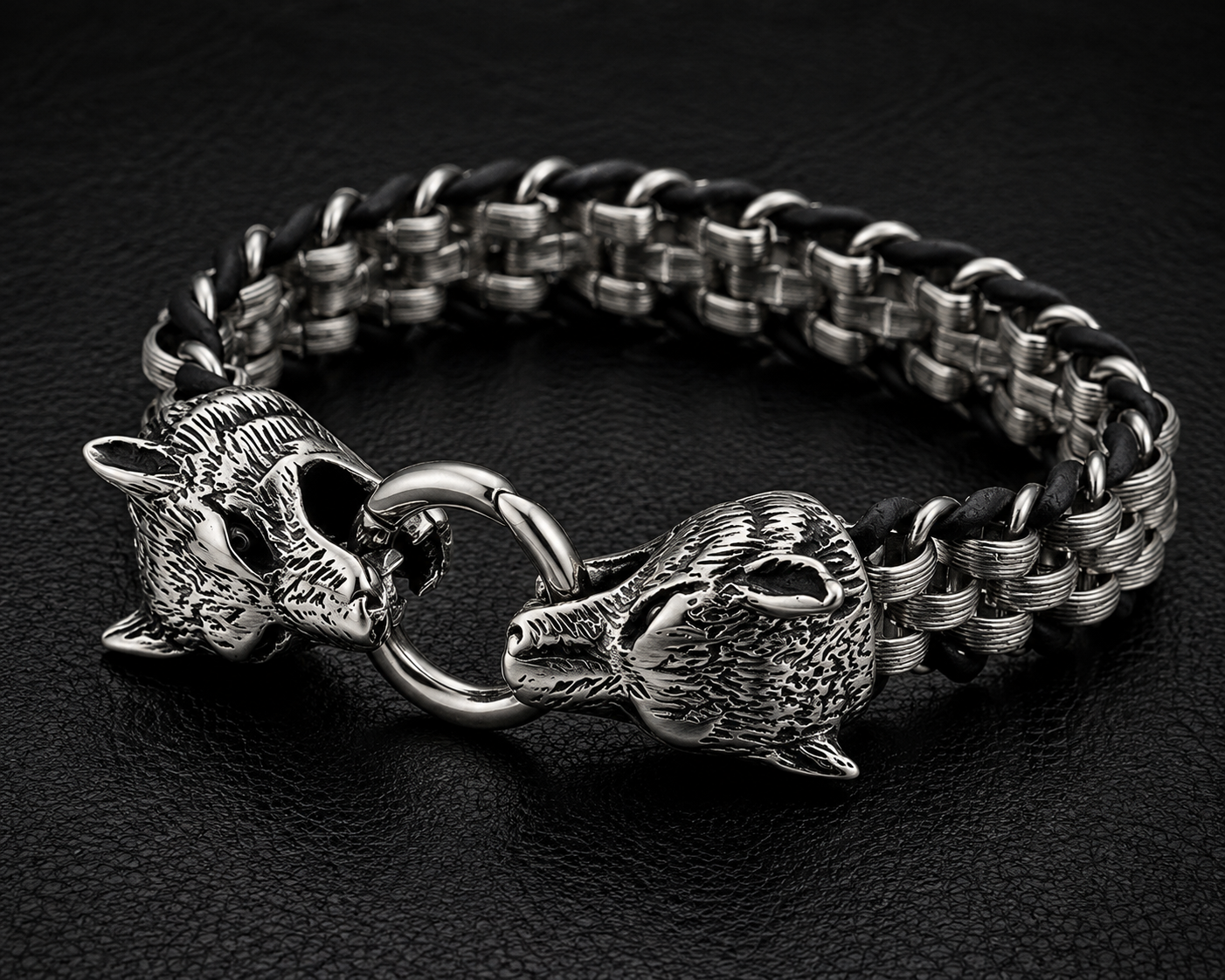 Last call Wolf bracelet