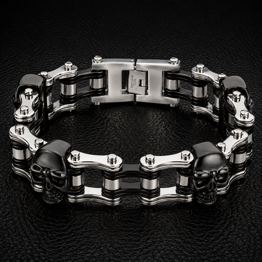 BLACK/SILVER WITH BLACK SKULL